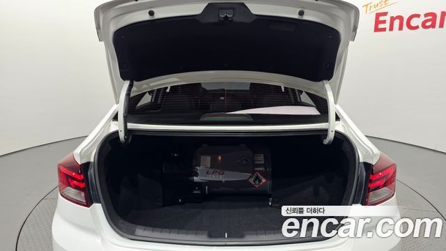Hyundai Avante (AD) 1.6 LPi Modern(Handicapped) 2020 — фото 31