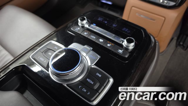 Genesis G90 3.8 AWD Luxury 2019 — фото 19