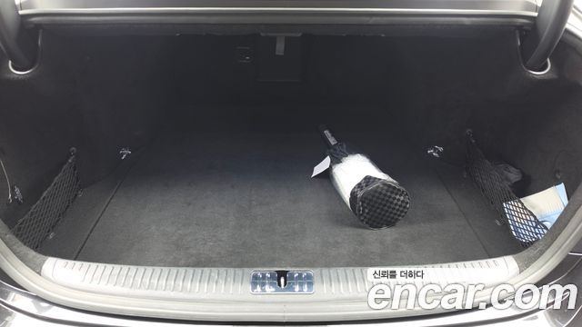 Genesis G90 3.8 AWD Luxury 2019 — фото 20