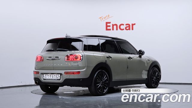 MINI Cooper Clubman Untied suit Edition 2nd 2019 — фото 2