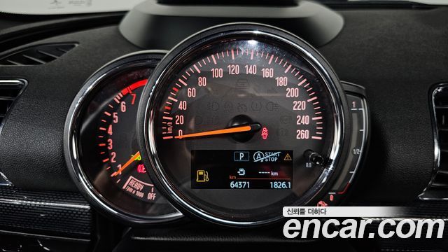 MINI Cooper Clubman Untied suit Edition 2nd 2019 — фото 8