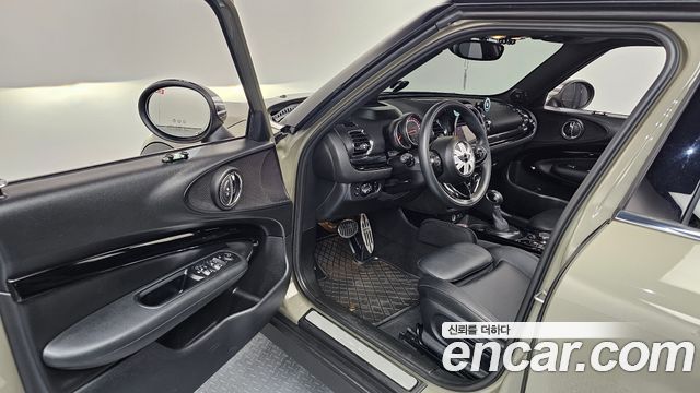 MINI Cooper Clubman Untied suit Edition 2nd 2019 — фото 10