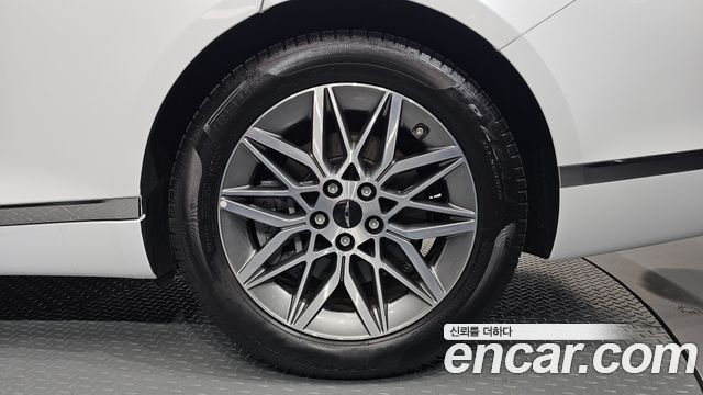 Genesis G80 (RG3) Gasoline 2.5 Turbo 2WD 2025 — фото 21
