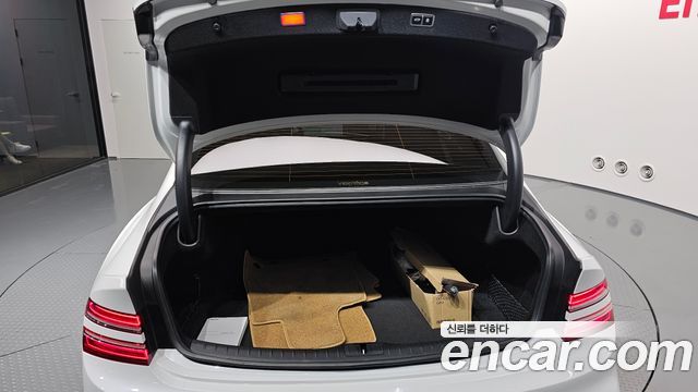 Genesis G80 (RG3) Gasoline 2.5 Turbo 2WD 2025 — фото 35