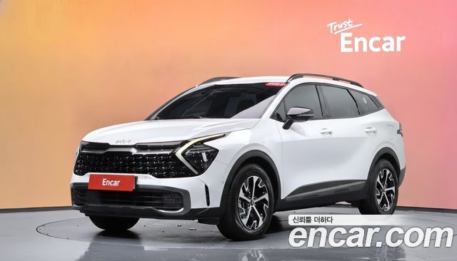 Kia Sportage Hybrid (V) Signature Gravity 2WD 2023 — фото 1