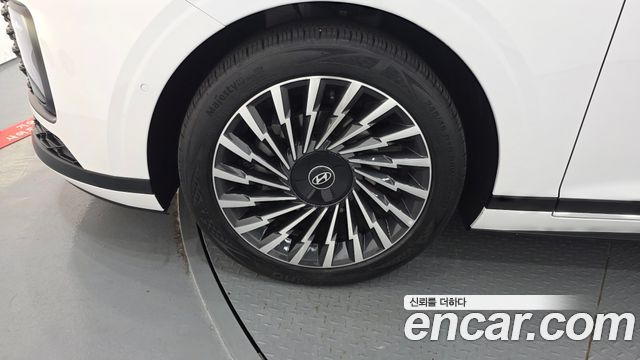 Hyundai Grandeur Hybrid (GN7) Honors 2026 — фото 5