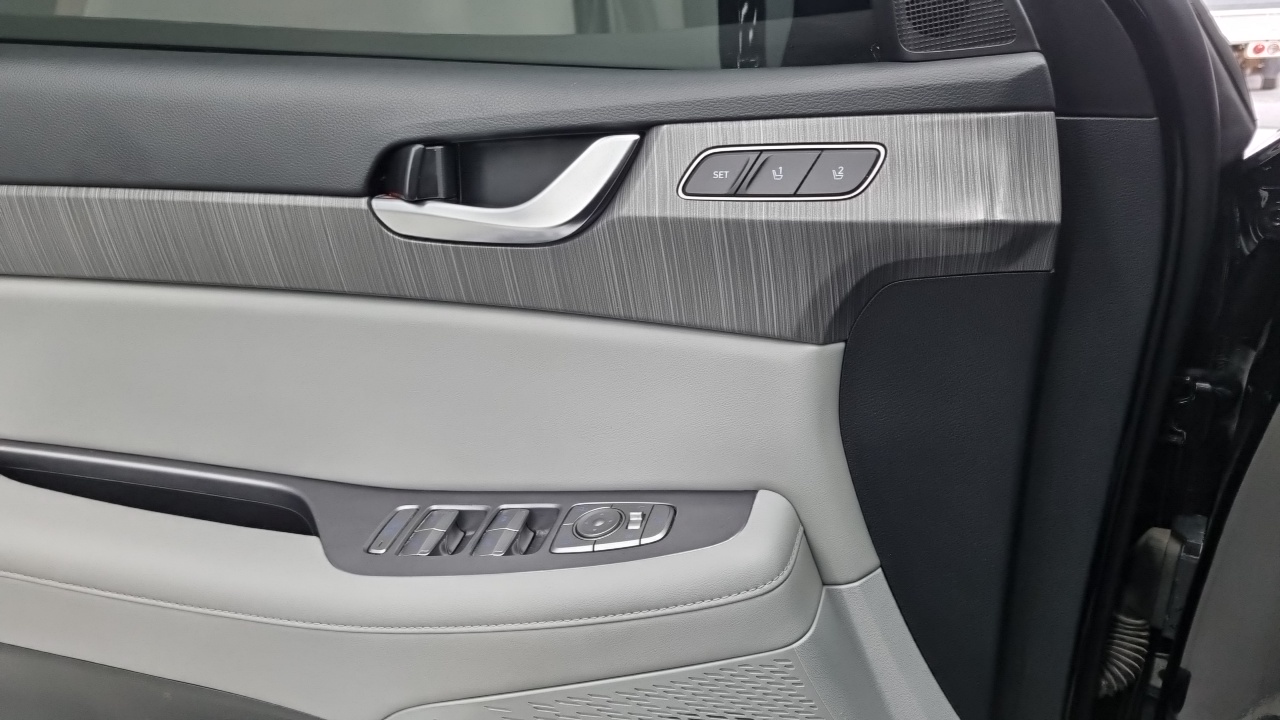 Hyundai Palisade Gasoline 3.8 2WD Le Blanc 2024 — фото 20