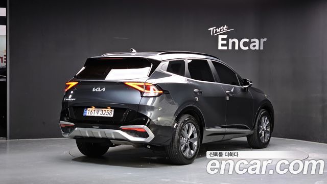 Kia Sportage (V) Diesel 2.0 2WD Nobleless 2022 — фото 2