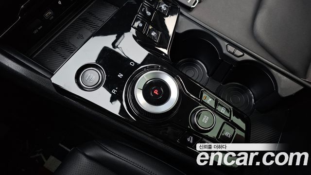 Kia Sportage (V) Diesel 2.0 2WD Nobleless 2022 — фото 9