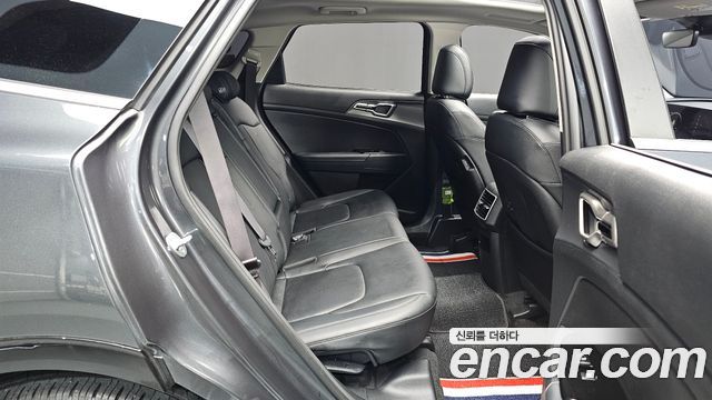 Kia Sportage (V) Diesel 2.0 2WD Nobleless 2022 — фото 11