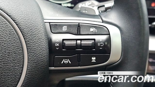 Kia Sportage (V) Diesel 2.0 2WD Nobleless 2022 — фото 17