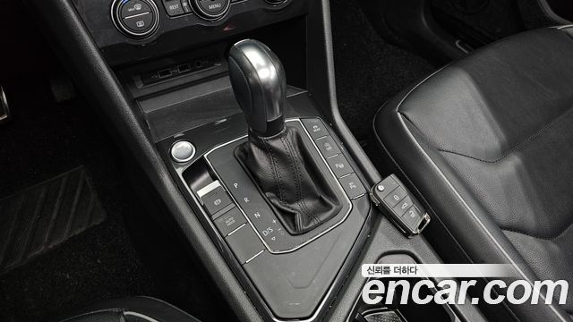 Volkswagen Tiguan Allspace 2.0 TDI Prestige 2020 — фото 9