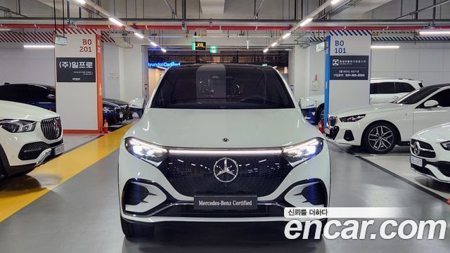 Mercedes-Benz EQS SUV (X296) EQS580 4MATIC Launch Edition 2023 — фото 2