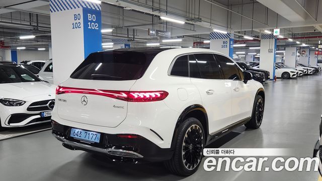 Mercedes-Benz EQS SUV (X296) EQS580 4MATIC Launch Edition 2023 — фото 4