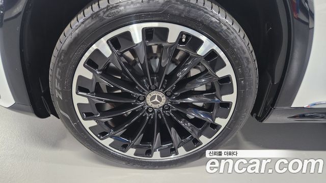 Mercedes-Benz EQS SUV (X296) EQS580 4MATIC Launch Edition 2023 — фото 5
