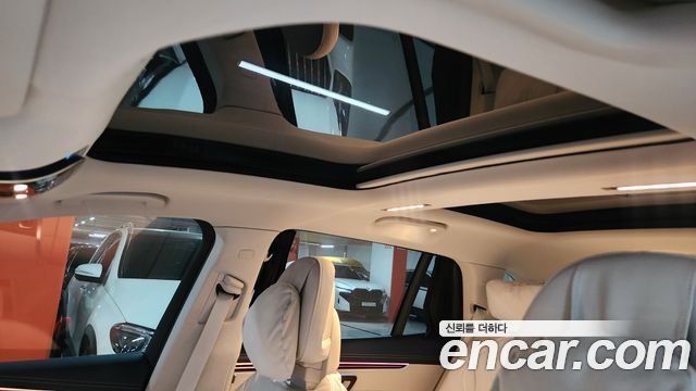 Mercedes-Benz EQS SUV (X296) EQS580 4MATIC Launch Edition 2023 — фото 19