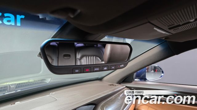 Genesis G90 3.8 AWD Luxury 2019 — фото 18