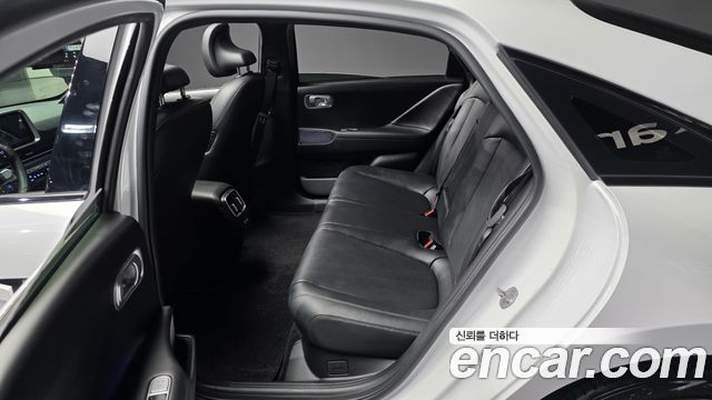 Hyundai Ioniq 6 Long Range Prestige 2023 — фото 26