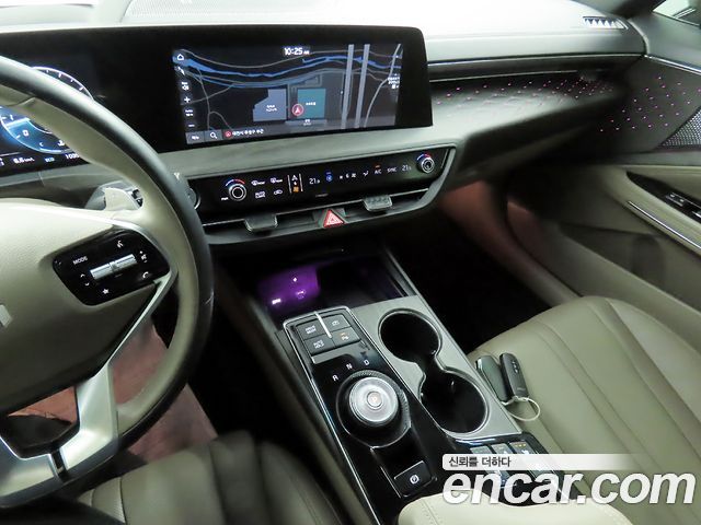 Kia K8 2.5 Gasoline 2WD Noblesse 2022 — фото 10