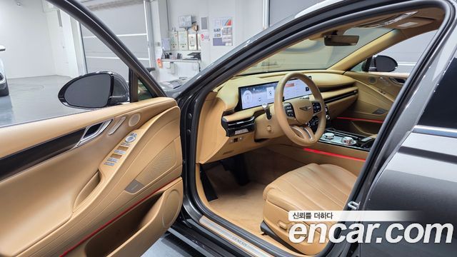 Genesis G80 (RG3) Gasoline 3.5 Turbo AWD 2025 — фото 10
