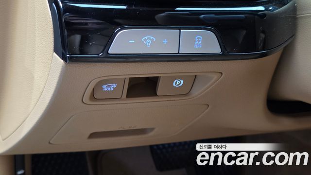 Genesis G80 (RG3) Gasoline 3.5 Turbo AWD 2025 — фото 28