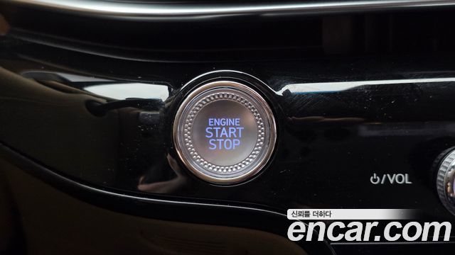 Genesis G80 (RG3) Gasoline 3.5 Turbo AWD 2025 — фото 29