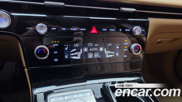 Genesis G80 (RG3) Gasoline 3.5 Turbo AWD 2025 — фото 35