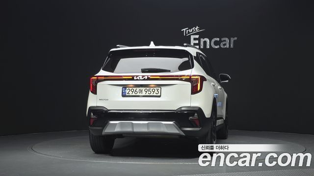 Kia Seltos Gasoline 2.0 2WD Signature 2023 — фото 4