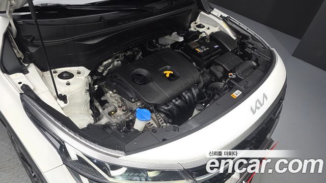 Kia Seltos Gasoline 2.0 2WD Signature 2023 — фото 6