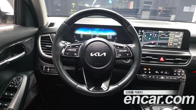Kia Seltos Gasoline 2.0 2WD Signature 2023 — фото 13