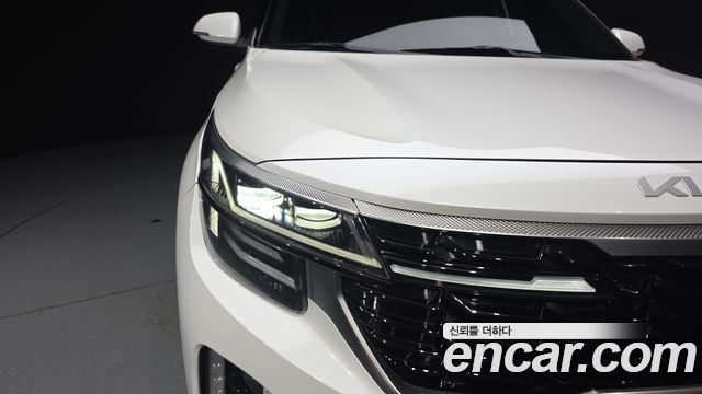 Kia Seltos Gasoline 2.0 2WD Signature 2023 — фото 22
