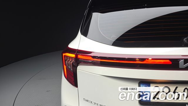 Kia Seltos Gasoline 2.0 2WD Signature 2023 — фото 23