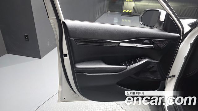 Kia Seltos Gasoline 2.0 2WD Signature 2023 — фото 24