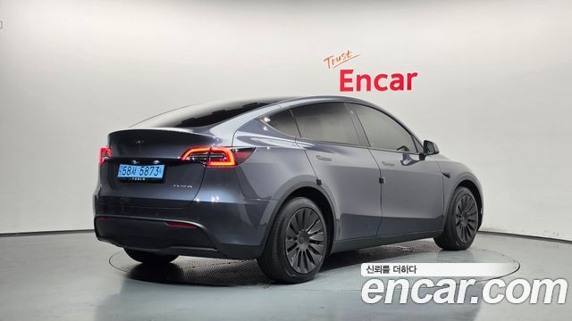 Tesla Model Y Long Range AWD 2022 — фото 2