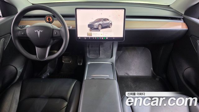 Tesla Model Y Long Range AWD 2022 — фото 7