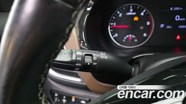 Kia Seltos Diesel 1.6 2WD Noblesse 2020 — фото 20