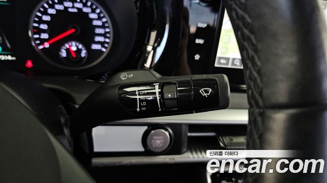 Kia K5 (III) 2.0 Prestige 2022 — фото 19
