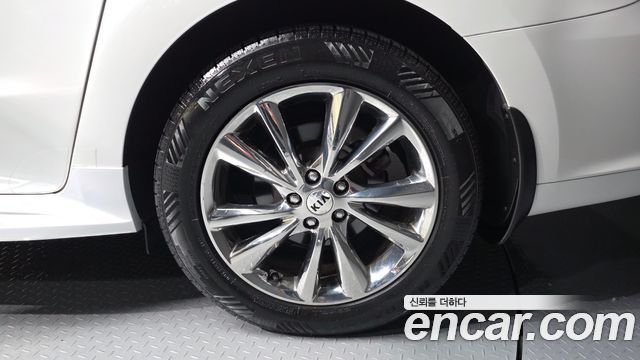 Kia Carnival Gasoline 9-Seater Noblesse Special 2019 — фото 5