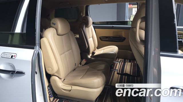 Kia Carnival Gasoline 9-Seater Noblesse Special 2019 — фото 12
