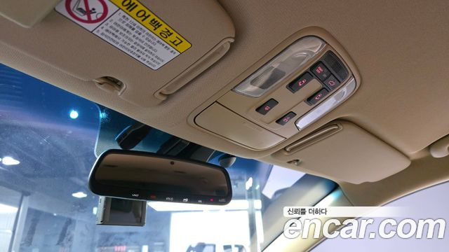 Kia Carnival Gasoline 9-Seater Noblesse Special 2019 — фото 18