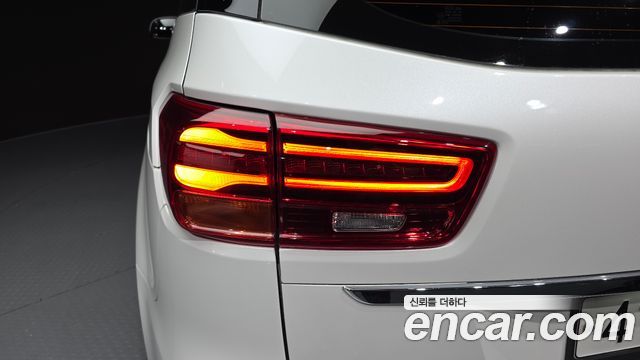 Kia Carnival Gasoline 9-Seater Noblesse Special 2019 — фото 23