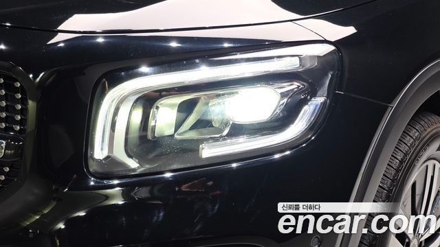 Mercedes-Benz GLB-Class (X247) GLB200 d 2021 — фото 22