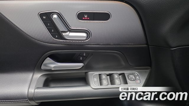 Mercedes-Benz GLB-Class (X247) GLB200 d 2021 — фото 27