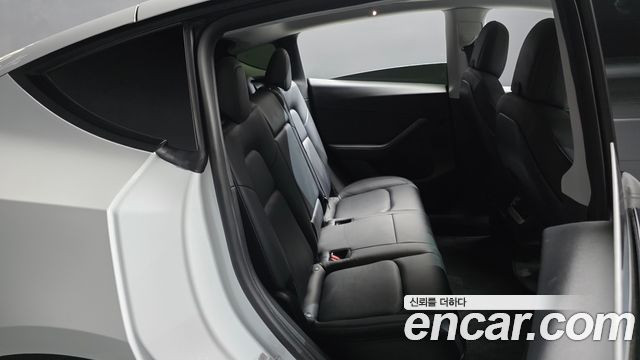Tesla Model Y Standard Range RWD 2021 — фото 11