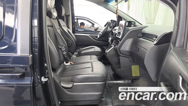 Hyundai Staria L3.5 Cargo 3-Seater Modern 2025 — фото 11