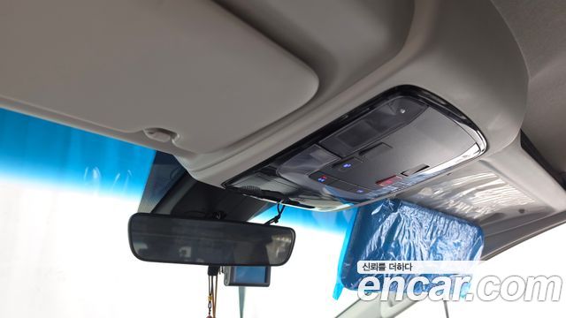 Hyundai Staria L3.5 Cargo 3-Seater Modern 2025 — фото 17