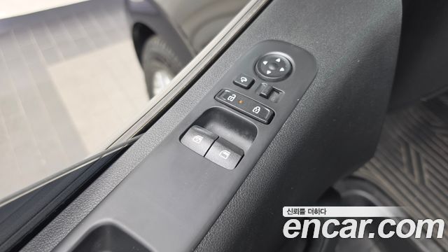 Hyundai Staria L3.5 Cargo 3-Seater Modern 2025 — фото 18