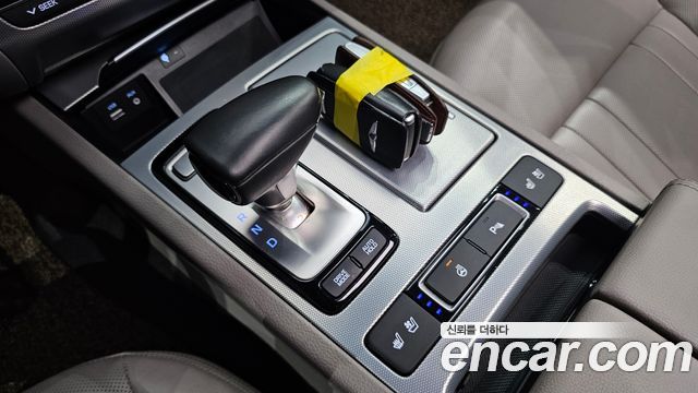 Genesis G80 3.3 GDI AWD Luxury 2017 — фото 9