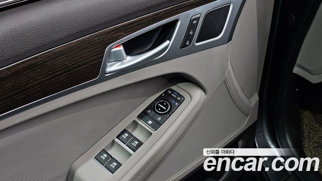Genesis G80 3.3 GDI AWD Luxury 2017 — фото 20