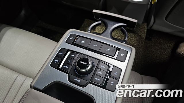 Genesis G80 3.3 GDI AWD Luxury 2017 — фото 23